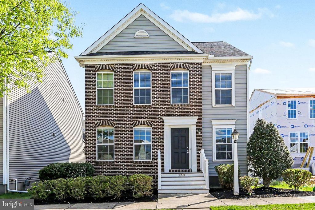 1004 ASHWORTH ST, Mount Joy, PA 17552