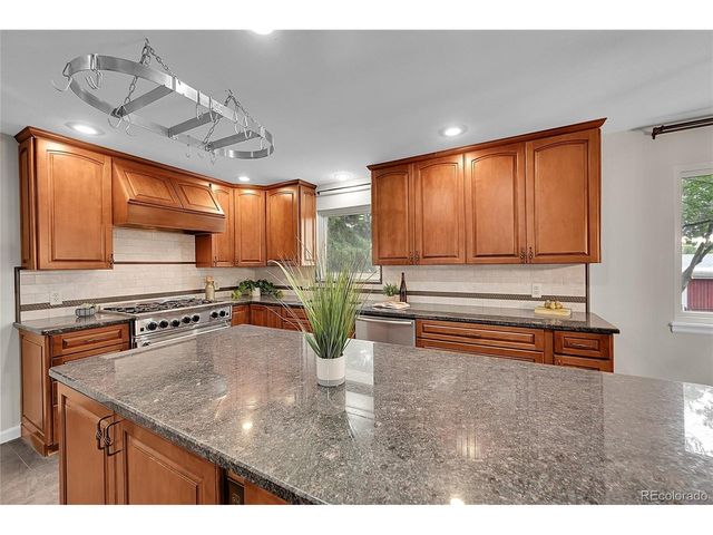 5390 Nile St, Golden, CO 80403