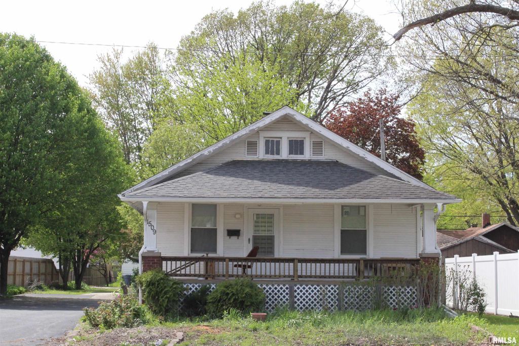 1509 S MACARTHUR Boulevard, Springfield, IL 62704