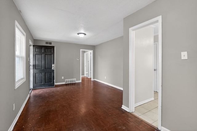 4118 WESTMONT RD, Memphis, TN 38109