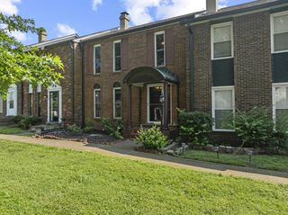 340 Huntington Ridge Dr, Nashville, TN 37211