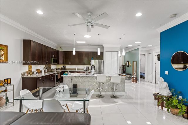 228 SW 4th St, Dania Beach, FL 33004