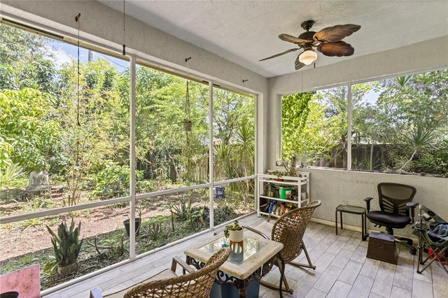 228 SW 4th St, Dania Beach, FL 33004