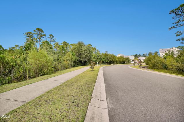 6027 Pine Laurel Drive, Wilmington, NC 28409