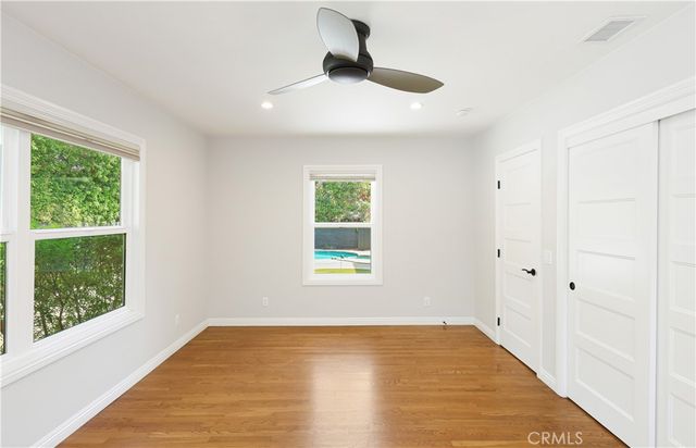 933 W Riviera Dr., Santa Ana, CA 92705