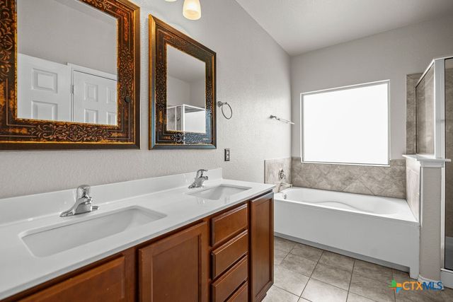 5712 Stonehaven Drive, Temple, TX 76502
