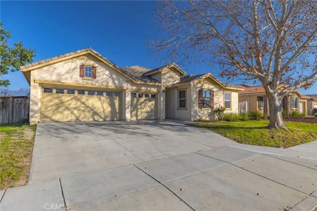 741 Amor, San Jacinto, CA 92582