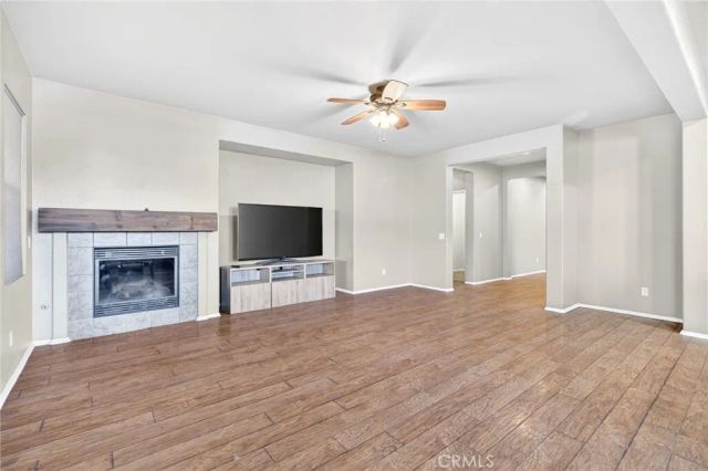 741 Amor, San Jacinto, CA 92582