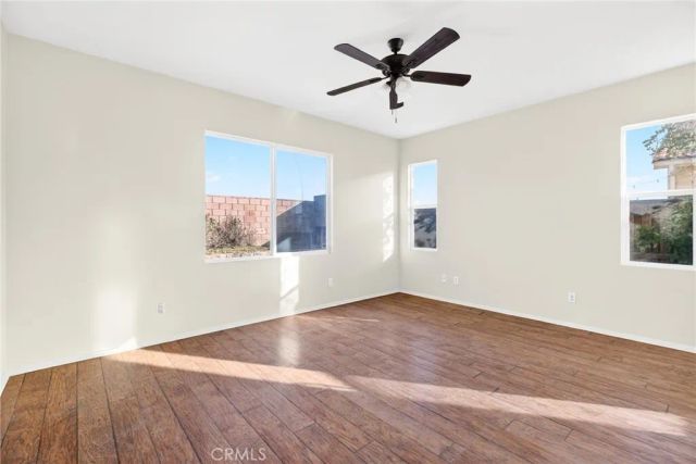 741 Amor, San Jacinto, CA 92582