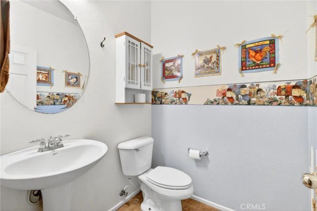 741 Amor, San Jacinto, CA 92582