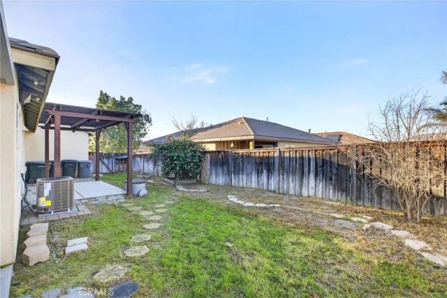 741 Amor, San Jacinto, CA 92582