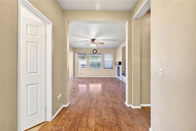 741 Amor, San Jacinto, CA 92582