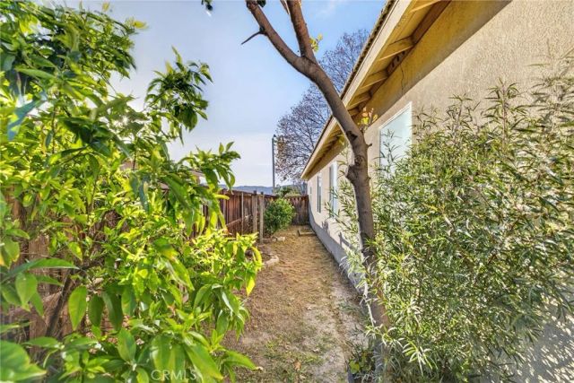 741 Amor, San Jacinto, CA 92582