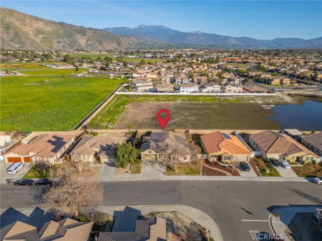 741 Amor, San Jacinto, CA 92582