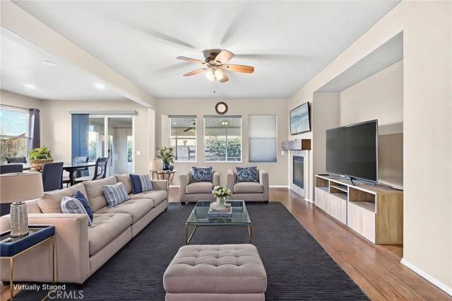 741 Amor, San Jacinto, CA 92582