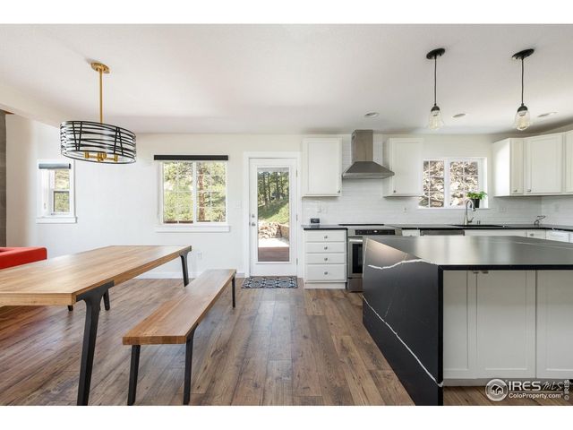 93 Pine Needle Rd, Boulder, CO 80304