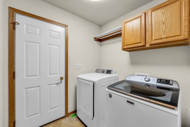 613 Annecy Park CIRCLE, Waterford, WI 53185