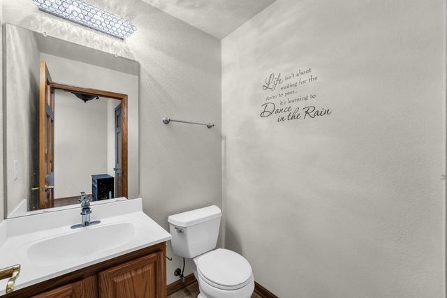 613 Annecy Park CIRCLE, Waterford, WI 53185