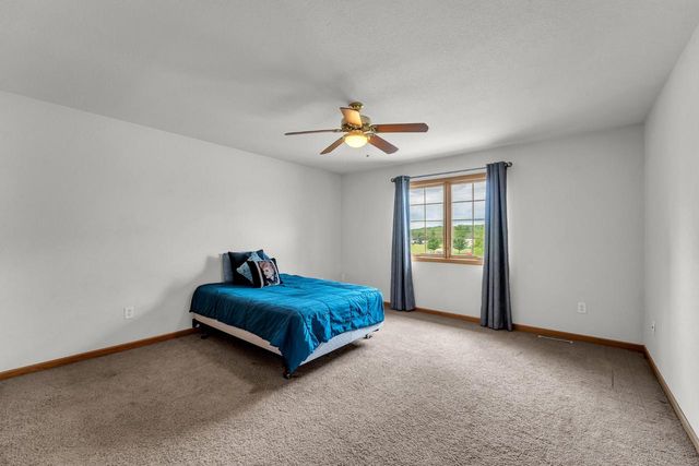 613 Annecy Park CIRCLE, Waterford, WI 53185