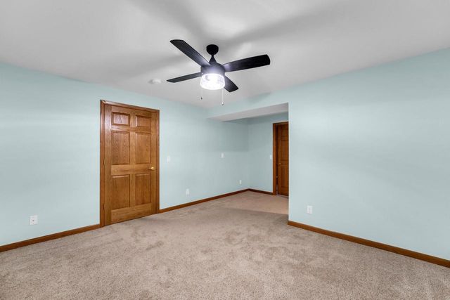 613 Annecy Park CIRCLE, Waterford, WI 53185