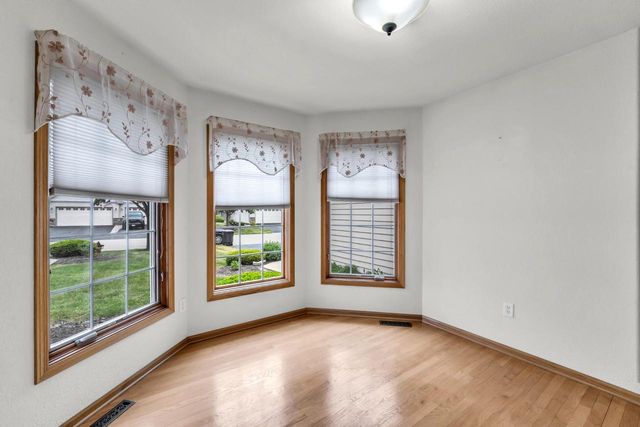 613 Annecy Park CIRCLE, Waterford, WI 53185