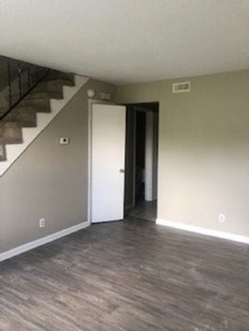 1251 Stateline Rd Apt 41, Oak Grove, KY 42262