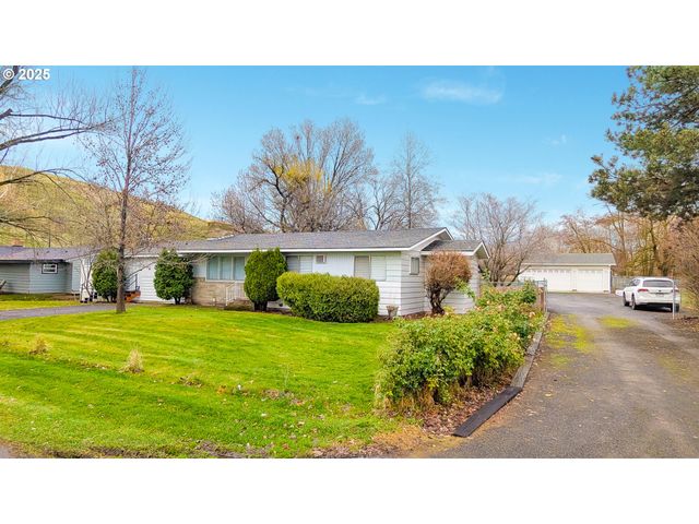 82449 ROSEBROOKE Rd, Milton Freewater, OR 97862