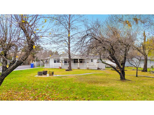 82449 ROSEBROOKE Rd, Milton Freewater, OR 97862