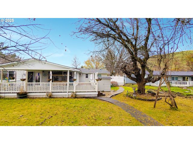 82449 ROSEBROOKE Rd, Milton Freewater, OR 97862