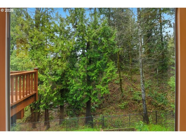 14525 Se DUKE St, Portland, OR 97236