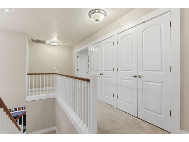 14525 Se DUKE St, Portland, OR 97236