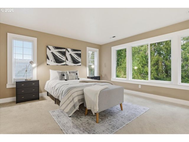 14525 Se DUKE St, Portland, OR 97236