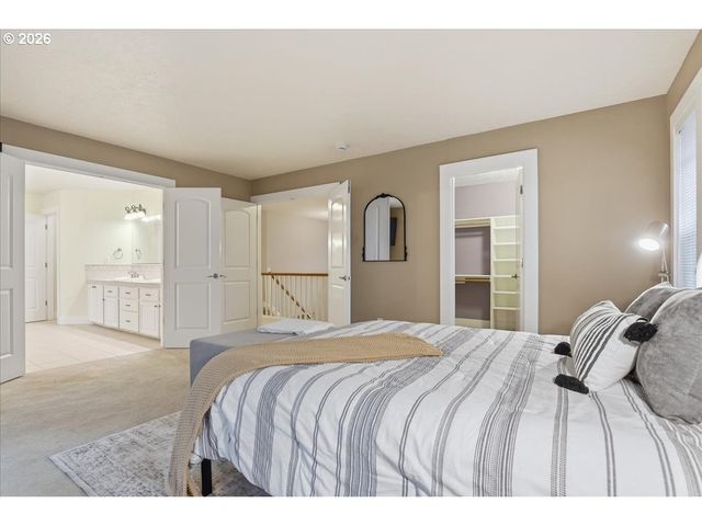 14525 Se DUKE St, Portland, OR 97236