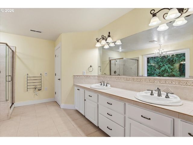 14525 Se DUKE St, Portland, OR 97236