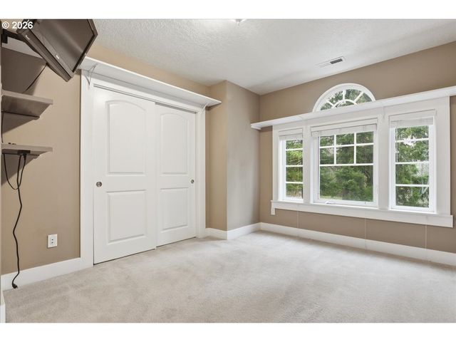 14525 Se DUKE St, Portland, OR 97236