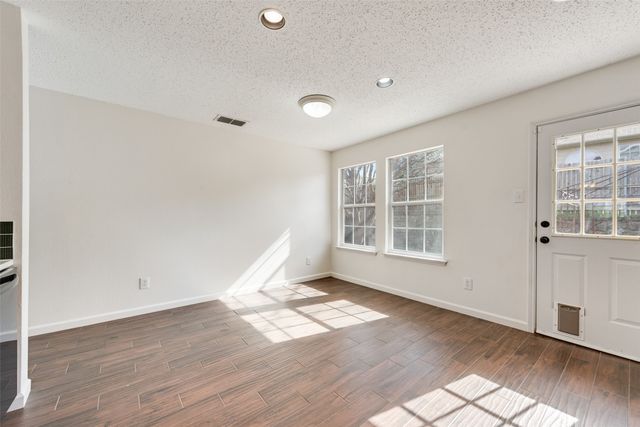 2528 Big Spring Drive, Fort Worth, TX 76120