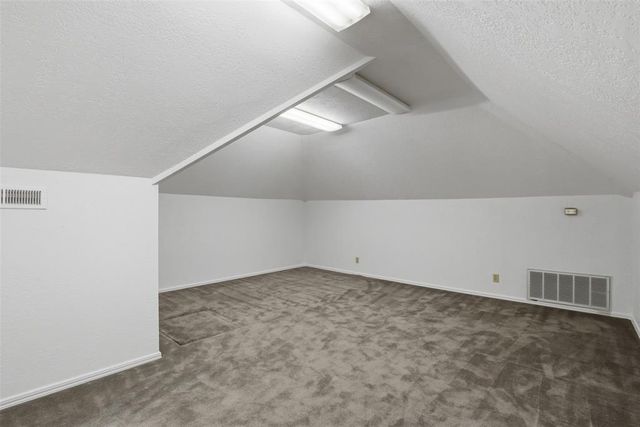 8204 Brownsville Lane, Bethany, OK 73008