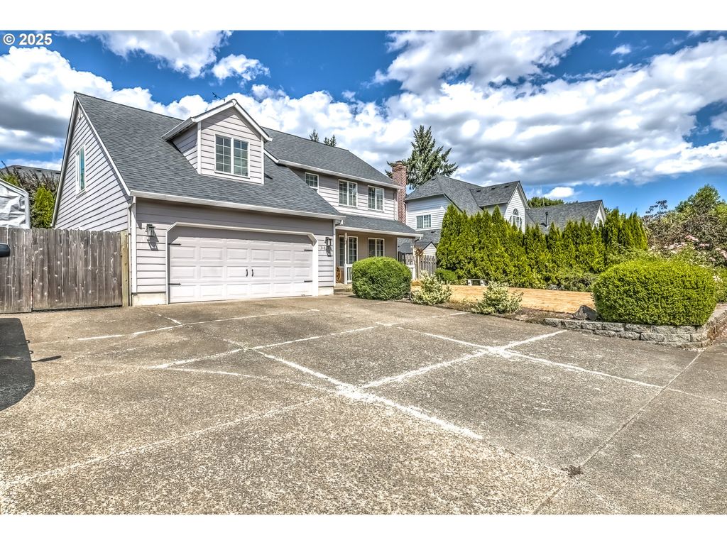 31857 Nw LENOX St, North Plains, OR 97133
