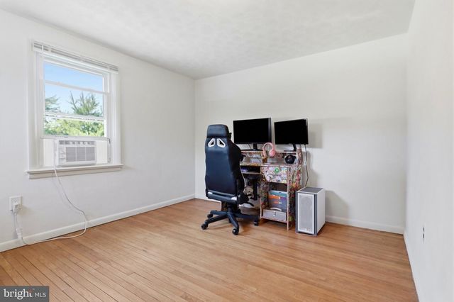 2260 S GEORGE ST, York, PA 17403