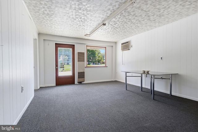 2260 S GEORGE ST, York, PA 17403