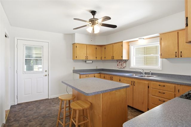 1925 175th Avenue, Morley, MI 49336