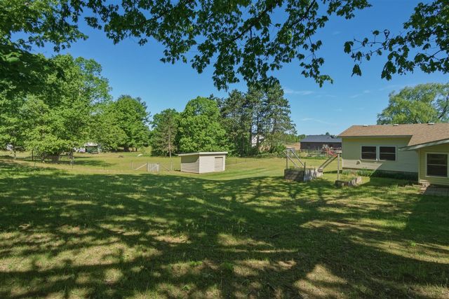 1925 175th Avenue, Morley, MI 49336