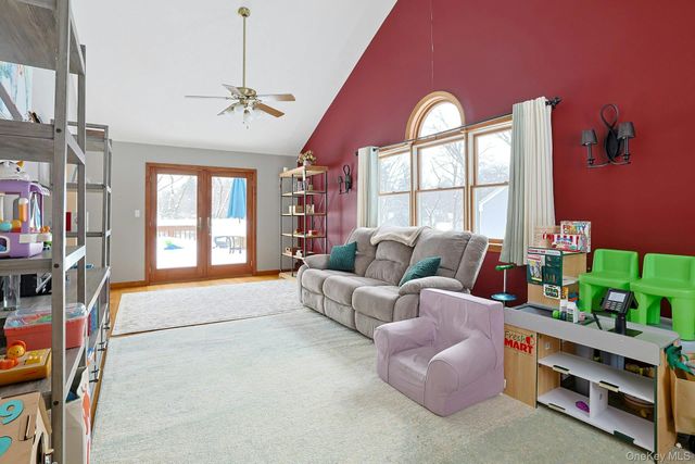 42 Briarwood Drive, New City, NY 10956