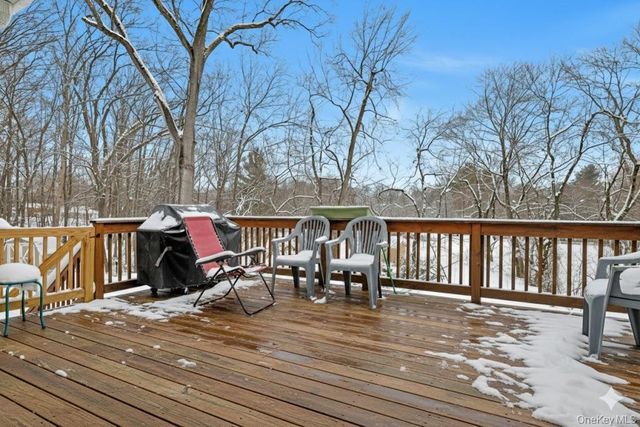 42 Briarwood Drive, New City, NY 10956