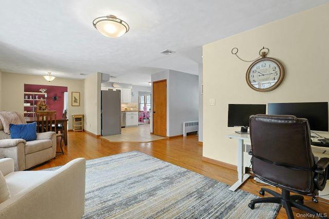 42 Briarwood Drive, New City, NY 10956