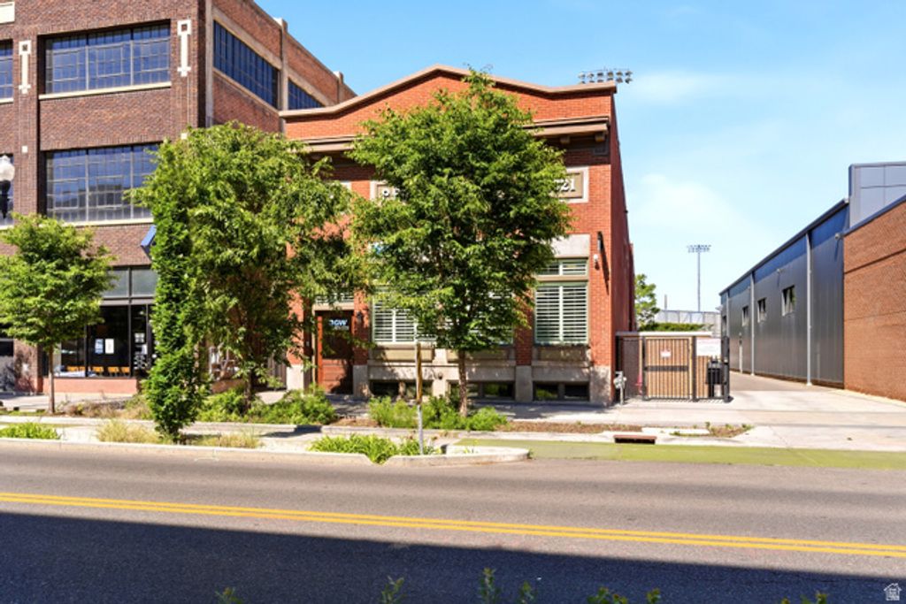 2327 S GRANT AVE, Ogden, UT 84401 — exterior