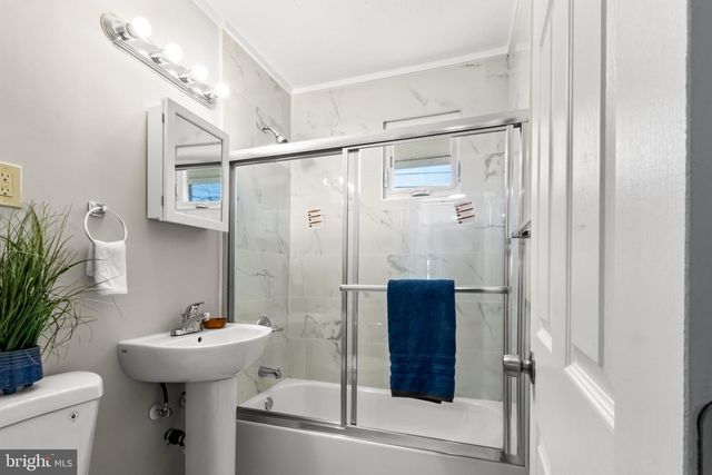 7736 OXMAN RD, Landover, MD 20785