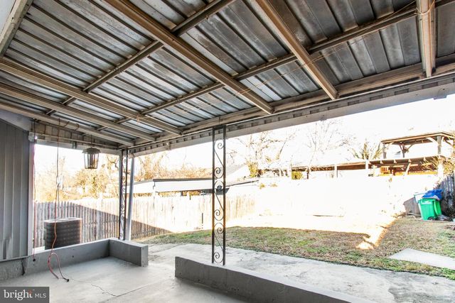 7736 OXMAN RD, Landover, MD 20785