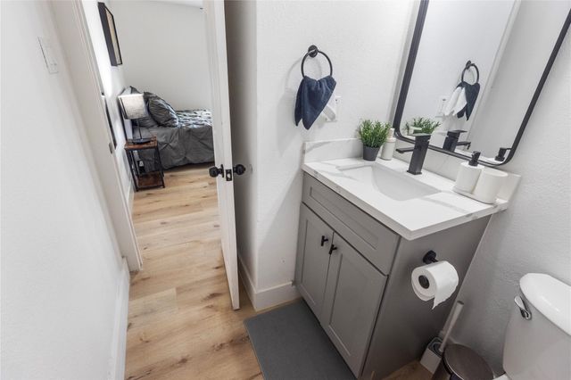 2820 Blodgett Street 3, Houston, TX 77004