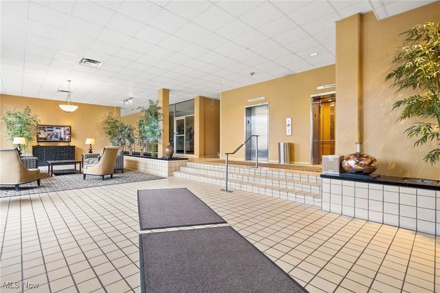 10301 Lake Avenue 606, Cleveland, OH 44102